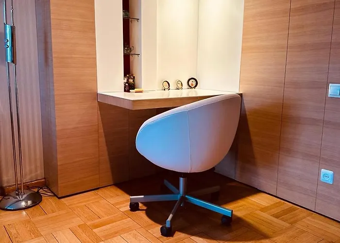 Unirii Center Lägenhet